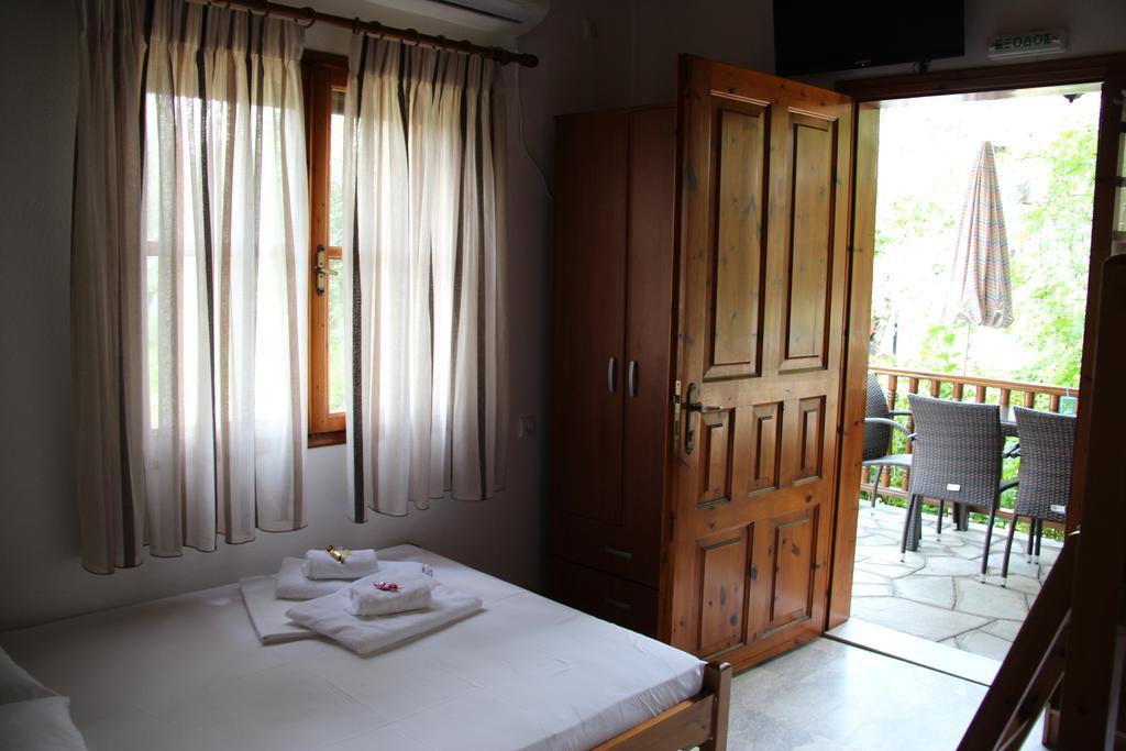 Patroudis House Apartment Skala Rachoni  Room photo